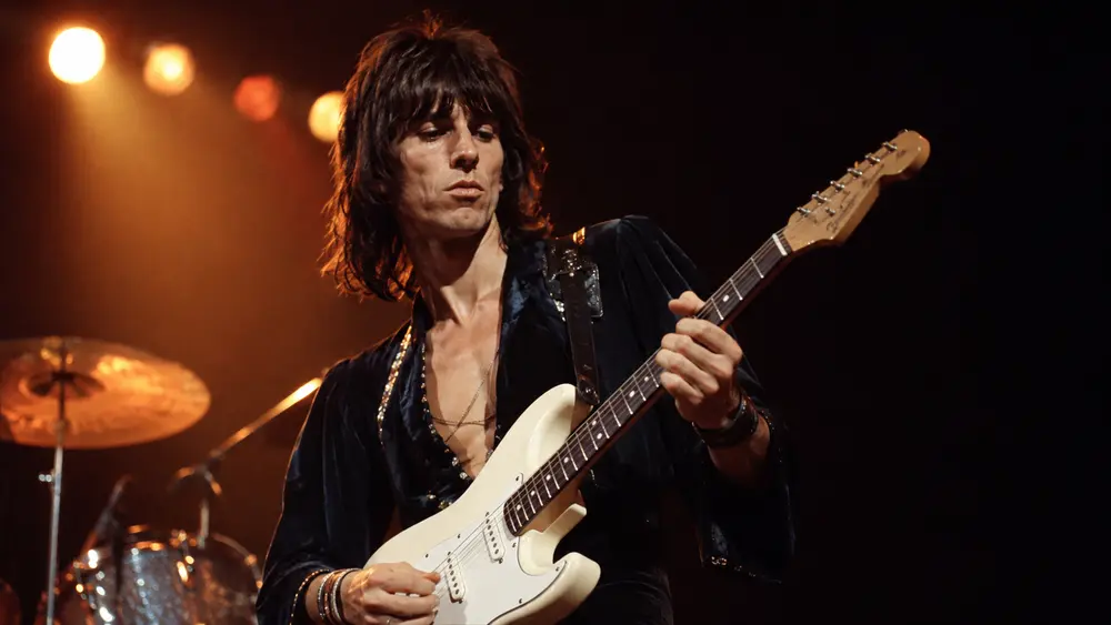 ジェフ・ベック（Jeff Beck）の魅力に迫る：名曲・名盤ガイドとギター表現を更新し続けた孤高の革新者